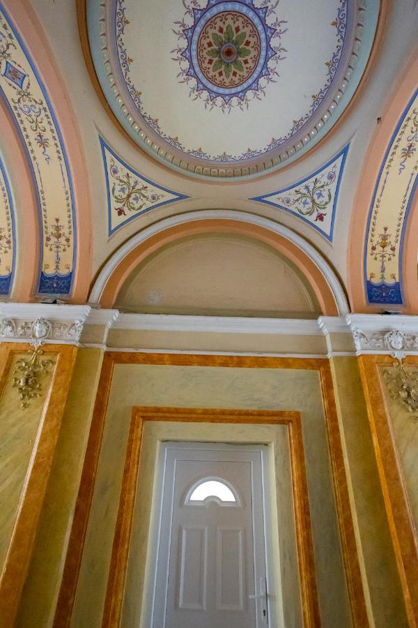 Parliament Exclusive Gallery Будапеща Екстериор снимка
